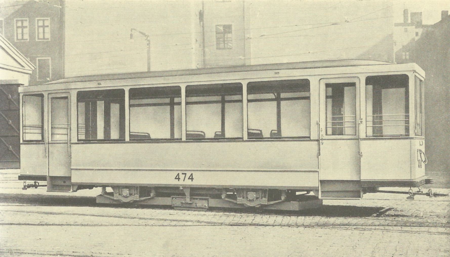 zdjęcie z książki - 50 Jahre Stettiner Strassenbahn 1879-1929 - wagon nowego typu
